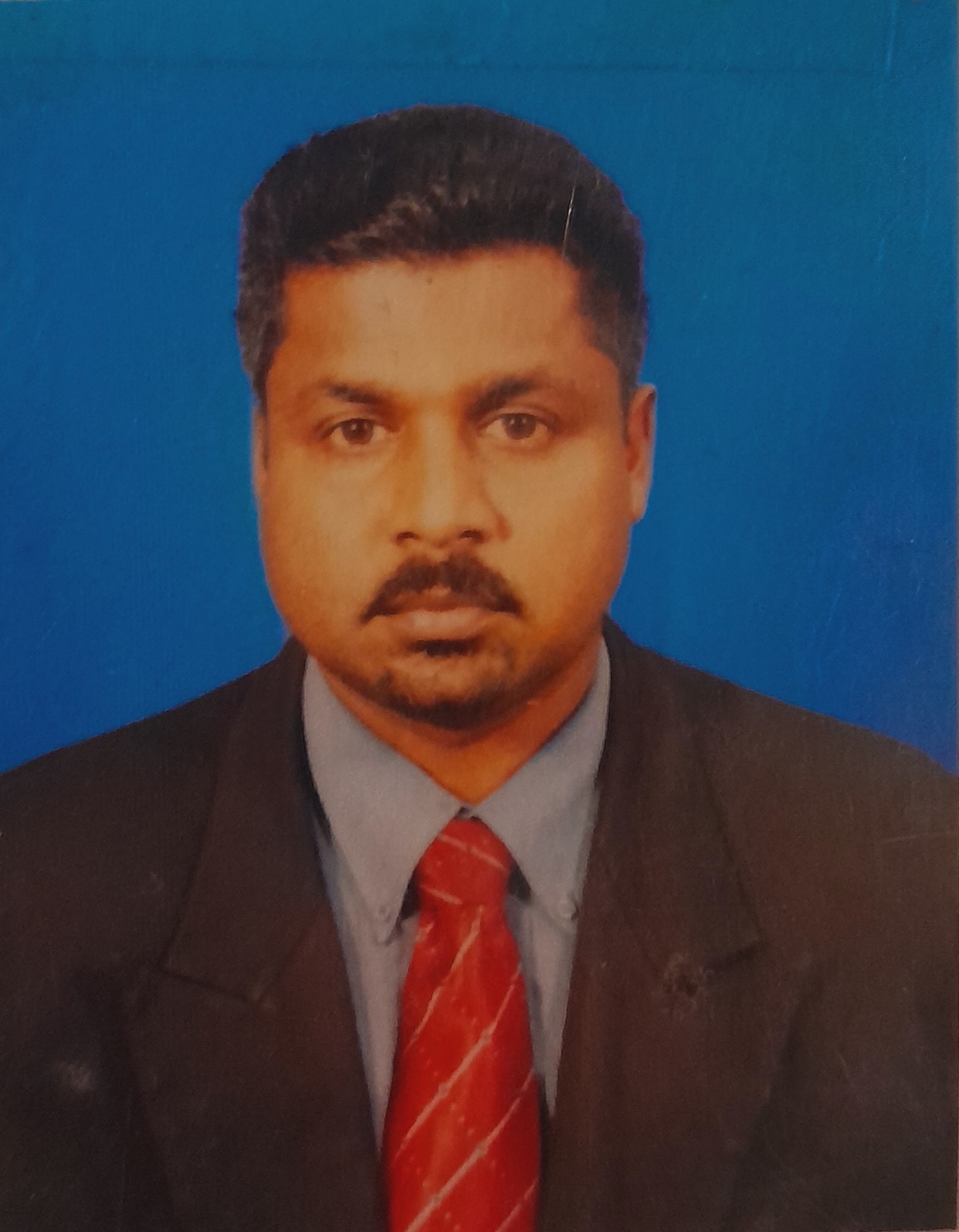 Ao mahaththaya